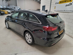 Kia-Ceed Sportswagon-5