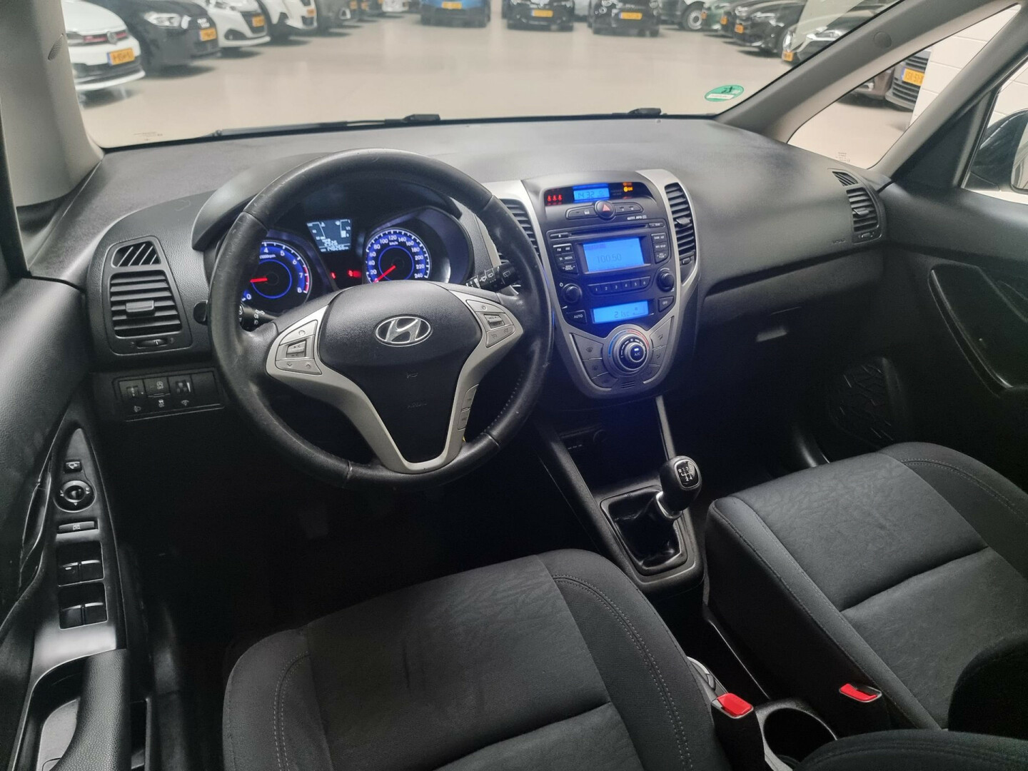 Hyundai-ix20-6